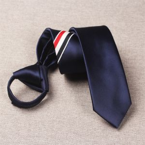 เนคไทผู้ชายแบบไม่ต้องผูก ใช้งานง่าย ซิป ดีไซน์ ลายสามสี สลิม กว้าง 600 ซม สีดำ สีเทา สีแดงไวน์ เครื่องประดับแฟชั่น