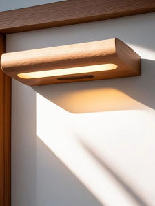 ไฟติดผนังพลังงานแสงอาทิตย์ไม้แท้ ไฟติดประตูแม่เหล็ก ไฟติดผนังสัมผัสทางกายภาพ ไฟติดผนังสำหรับทางเดิน ไฟติดผนังสำหรับทางเข้าบ้าน ไฟบรรยากาศในรถ