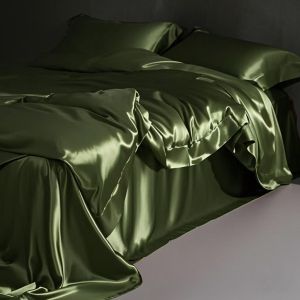 Summer High-End Washed Silk Four-Piece Set Cool Green Bedding Cover Smooth Naked Sleep Duvet Cover Luxury Silk Bedding