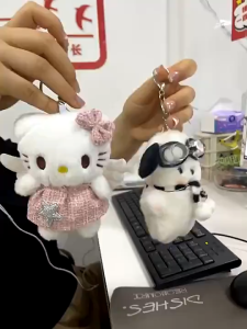 COD Plush Pochacco Keychain Cartoon Doll Bag Pendant Angel Cat Keyring Birthday Surprise Gift Supplies
