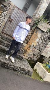 Baju Pria Motif Simple: Kemeja Koko Lengan Panjang Premium