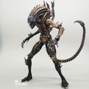 7 Inch Alien Vs Predator Action Figure Collectible Model Toy Articulated PVC Statue for Fans of Science Fiction And Horror