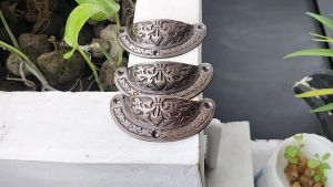 Tarikan Laci Kuningan Motif Kerang Ukir 1 pcs Handle Laci Handle Lemari