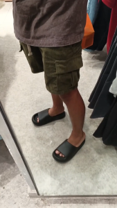 Men’s Corduroy Cargo Shorts with 2 pockets freesize random colors