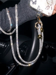 สร้อยคอโทรศัพท์มือถือหรูหราพร้อมเพชร โซ่กระเป๋าสะพายข้างยาว โซ่กล้องคู่ ลูกปัดสีสันสดใส เครื่องประดับโทรศัพท์มือถือสำหรับผู้หญิง