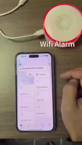 Tuya WiFI Zigbee Smart Siren Alarm with Strobe Alerts Home Security Sound Light Alarm Sensor Works With Alexa Alice Google Home