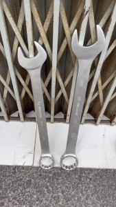 Cờ lê vòng miệng siêu To size 55-85mm Kingtony 1071-85