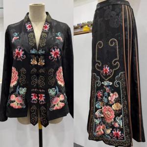 2025 Spring Autumn New Style Ethnic Womens Embroidered Flower Tang Suit Loose plus Size Two-Piece Set Cotton Traditional Chinese Clothing