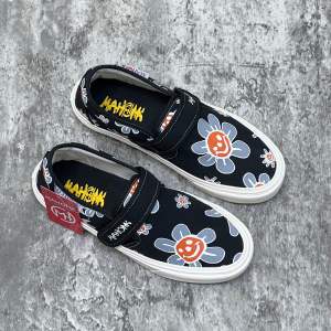 SEPATU MAHONK - Slip On Sepatu Velcro Motif Rambanan Black Pria Wanita Balck Og