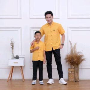 TERLARIS COUPLE KEMEJA POLOS AYAH DAN ANAK HARGA MASING MASING