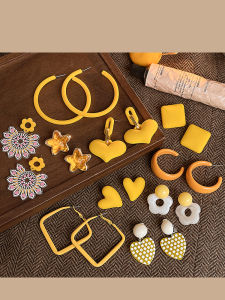 Yellow Oversized Earrings 2024 New Style High-End Feelings Womens Fashion Jewelry Vintage Dangle Studs Fresh Outfall