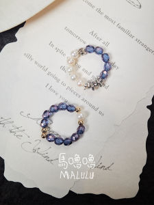 แหวนลูกปัดคริสตัลสีน้ำเงินแบบแฮนด์เมด แหวนไข่มุกสไตล์ส่วนตัว แหวนแฟชั่นสำหรับผู้หญิง แหวนสไตล์ส่วนตัว