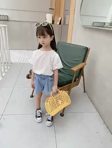 Kids Anti Glare Sunglasses Girl Boy Retro Square Frame Fashion Glasses 儿童太阳镜 Cermin Mata Hitam Budak