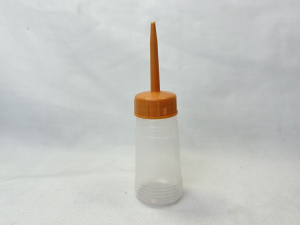 Lọ đựng dầu máy keo sữa bằng nhựa loại nhỏ