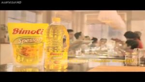 Minyak Goreng Pouch 1 liter & 2 liter Bimoli: Praktis dan Berkualitas