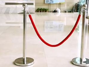 1.5M Red Velvet Barrier Rope Crowd Control Rope with Hooks Queue Posts Rope for Airport Hotel VIP Channel