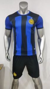 Quần Áo Bóng Đá Inter Milan sân nhà sọc xanh đen logo thêu chất vải thun lạnh thấm hútthoáng mát  không nhăn không xù lông A12