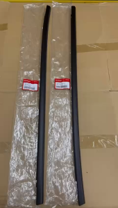 ORI HONDA CIVIC FC TEA REAR DOOR GLASS OUTER MOULDING BELAKANG 72910-TEA-T01 72950-TEA-T01