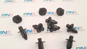 KLIP PLASTIK M7 BEAT/KLIP BODY PLASTIK M7 /PCS