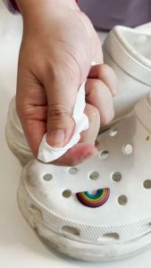 ทิชชู่เช็ดรองเท้าสะอาด WIPESBUDDY 5 ซอง แถมฟรี ผ้านาโนอเนกประสงค์ 2 ผืน 58 บาท + ผู้ชาย 1 ซอง 49 บาท