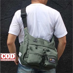 Tas Selempang SlingBag Besar Murah / Tas Selempang Distro / Tas Pria Kuliah Kerja
