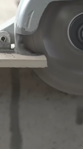 MAKITA เครื่องตัด 4 นิ้ว รุ่น M4100 ปรับองศาได้ 45 องศา ปรับความลึกได้ สามารถตัดได้ทั้ง เหล็ก ไม้ อิฐ กำลังไฟฟ้า 1200W (AAA) 💥 ส่งเร็ว ตรงปก 💯🔥🏆 YC