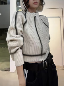 เสื้อสเวตเตอร์ถักแขนยาวนุ่มสไตล์ฝรั่งเศสสำหรับผู้หญิง เสื้อคลุมแฟชั่นฤดูใบไม้ร่วง 2025 ใหม่ อบอุ่น หรูหรา เสื้อคลุมผู้หญิง