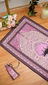 Sajadah travel jumbo free pouch alas sholat souvenir umroh