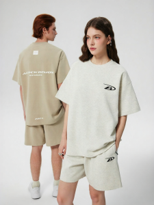 A chock | Heavy-duty Loose Printed T-shirt