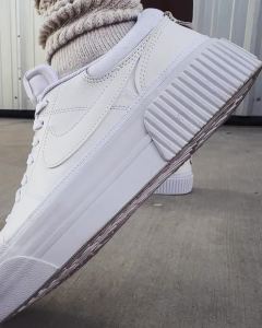 Nike Sepatu Wanita Court Legacy Lift - Putih [DM7590-101]