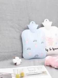 Hot Compress Bag with Plush Cloth Portable Lovely Hot Water Filling Bag Water-proof Explosion-proof Non-toxic Bottles For Hand Feet Warm Hot Hot Compress Stomach Winter