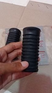 Karet Step Depan Honda Astrea Grand Prima & Footstep Depan Original