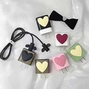 ลาย เคส สายชาร์จ ลายการ์ตูนน่ารัก ไอโฟน ตัวถนอมสายชาร์จ iphone APPLE Power Adapter 18W/20W Cable Bite