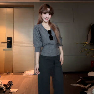2025 New Grey V-Neck Belted Knit Sweater Womens Autumn Winter Inner Design Waist-Cinching Top Soft Polyester Blend Long Sleeve