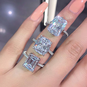 Original Real Silver Color Designer Zirconia Engagement Ring for Women Wedding Luxury Wholesale Gifts Jewelry Z51