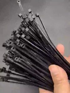 300/500ชิ้น สายรัดเคเบิลไนลอนอเนกประสงค์ - สายรัดเคเบิลแบบซิปล็อคอัตโนมัติ - สายรัดแรงดึงสูง - สายรัดเคเบิลไนลอนสีขาวดำ - เครื่องมือรัดสายแบบใช้งานหนัก 2.5x200mm