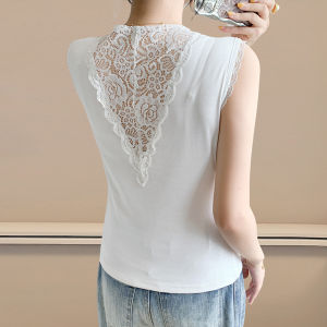 YIMEI เสื้อกั๊กคอวีสีขาวเซ็กซี่สำหรับผู้หญิงในช่วงฤดูร้อนปี2025มีการออกแบบให้สัมผัสการเย็บปะติดปะต่อกันของเสื้อคอตตอนลูกไม้และเสื้อเชิ้ตตัวเล็กชั้นล่าง