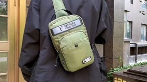 🌟 Mens Trendy Crossbody Chest Bag 新款男士防水韩版胸包休闲商务出行收纳手机零钱斜挎包手提包