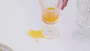 Khăn Trải Bàn Nhựa Dùng Một Lần Gold Dot Màu Trắng Chất Liệu PVC Dùng Cho Tiệc Cưới Lễ Rửa Tội - 1 Chiếc