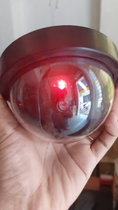 Camera Mô Hình Chống Trộm Có Đèn Led Cảnh Báo Tiện Lợi