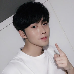 Fashion mens wig Korean version mens hair handsome boys short long curly hair fluffy realistic hairstyle headgear