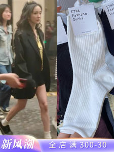 สไตล์เกาหลี สีทึบวินเทจ ถุงเท้าถึงกลางน่อง ถุงเท้าแนวตั้ง ลายทาง ดูดซับเหงื่อ ทันสมัย ถุงเท้าสไตล์วิทยาลัยทุกคู่