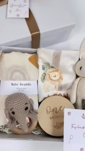 [SG] Personalised Customised Baby Gift Set Newborn Baby Hamper Baby Romper Gift Set New Baby Gift