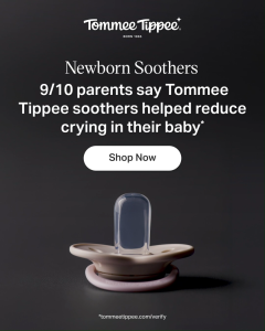 Tommee Tippee Cherry Latex Soother 6-18m 2 Pack Steriliser Pod Included 100% Natural Latex Symmetrical Cherry-Shaped Teat for a Natural Latch Curved Dummy Shield BPA-Free