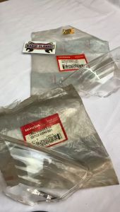 MIKA SEIN BELAKANG KIRI KANAN HONDA KARISMA 125 D X ORI AHM 33753KPH881 33703KPH881