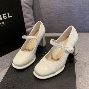 Giày Cao Gót Mary Jane Cổ Điển Cho Nữ Mùa Xuân Thu Phong Cách Mới Mũi Vuông Đế Thấp Cỡ Nhỏ Đế Dày Giày Đơn