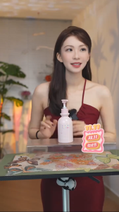 WE 4231 = 377烟酰胺美白身体乳 377 Niacinamide Whitening Body Lotion ☞ 300ml Ready stock in Malaysia