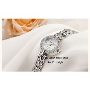 นาฬิกาผู้หญิง Royal Crown ( แท้100%) นาฬิกาประดับเพชรสีเงินหน้าปัดมุกสวยหรูระบบถ่านกันน้ำจัดส่งพร้อมกล่องครบมีบัตรับประกัน1ปี