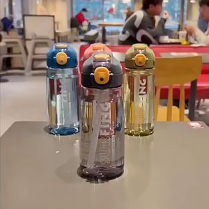 BOTOM MINUM ANAK MOTIF KARAKTER  SEDOTAN 650 ml 6012 BPA FREE