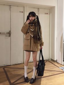 เสื้อโค้ทขนสัตว์หนาสีน้ำตาลคอตตอนสไตล์ญี่ปุ่นฤดูใบไม้ร่วงและฤดูหนาวสำหรับผู้หญิง เสื้อโค้ทขนสัตว์แบบมีฮู้ด